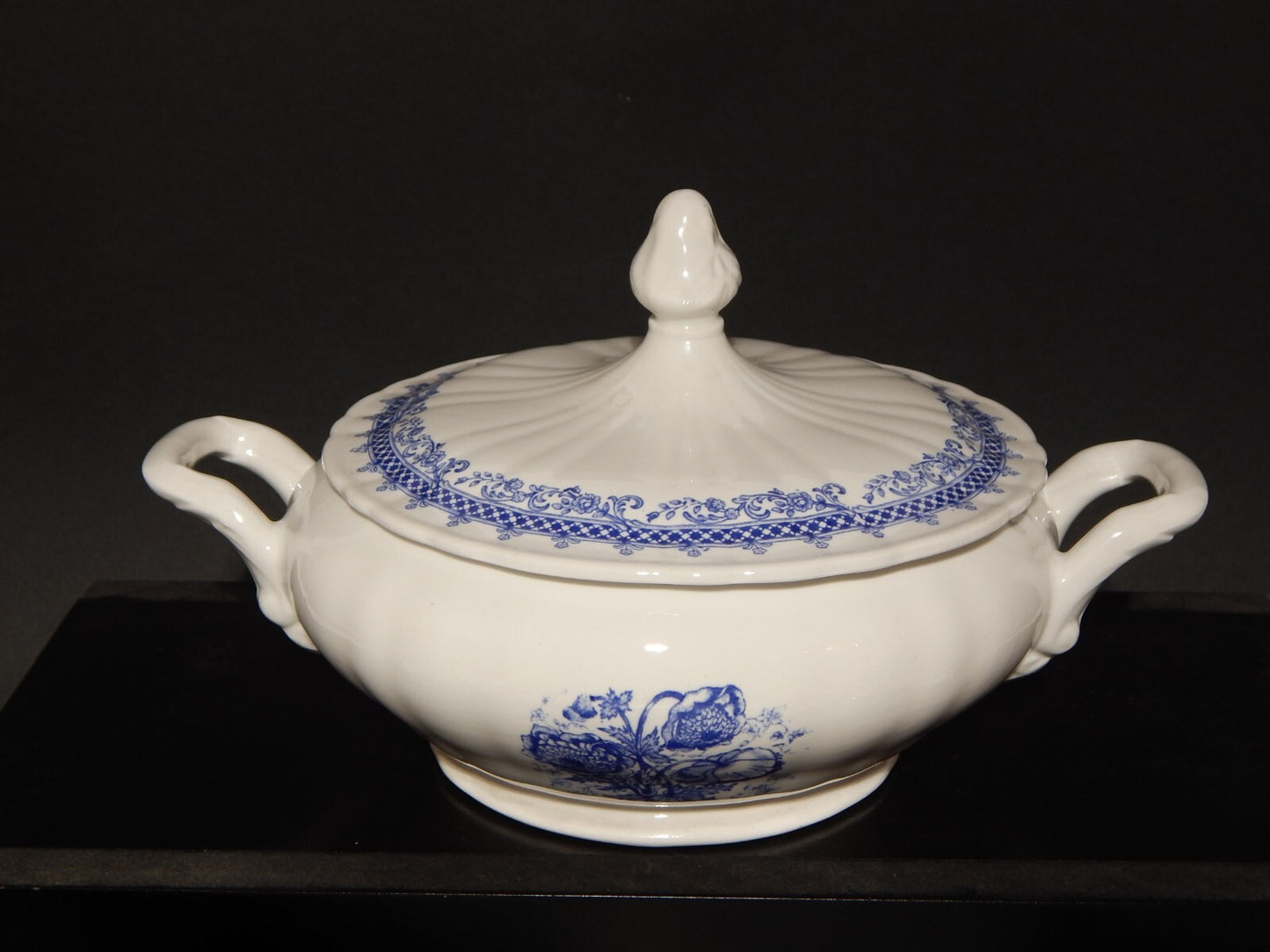 VINTAGE ZUPPIERA LEGUMIERA CERAMICA S.C.I. LAVENO DIAMONDSTONE BIANCO BLU