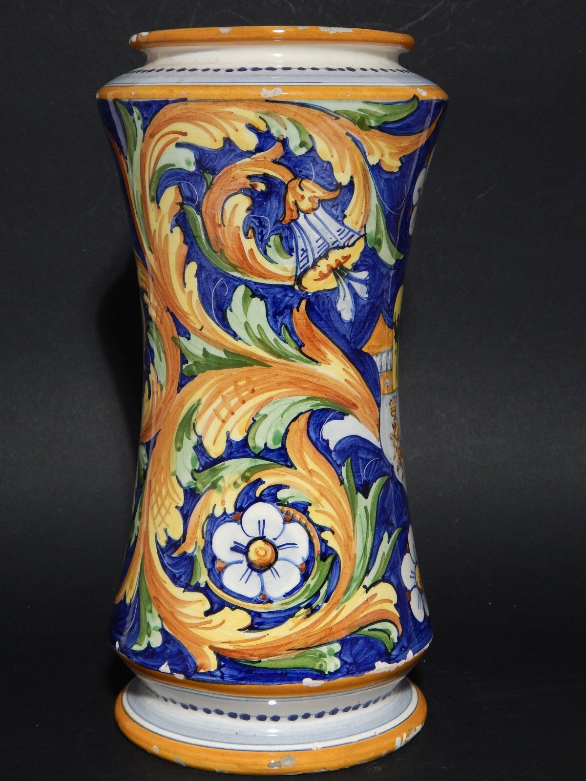 ANTICO VASO ALBARELLO CERAMICA CALTAGIRONE EPOCA 1800 COM STEMMA ARALDICO
