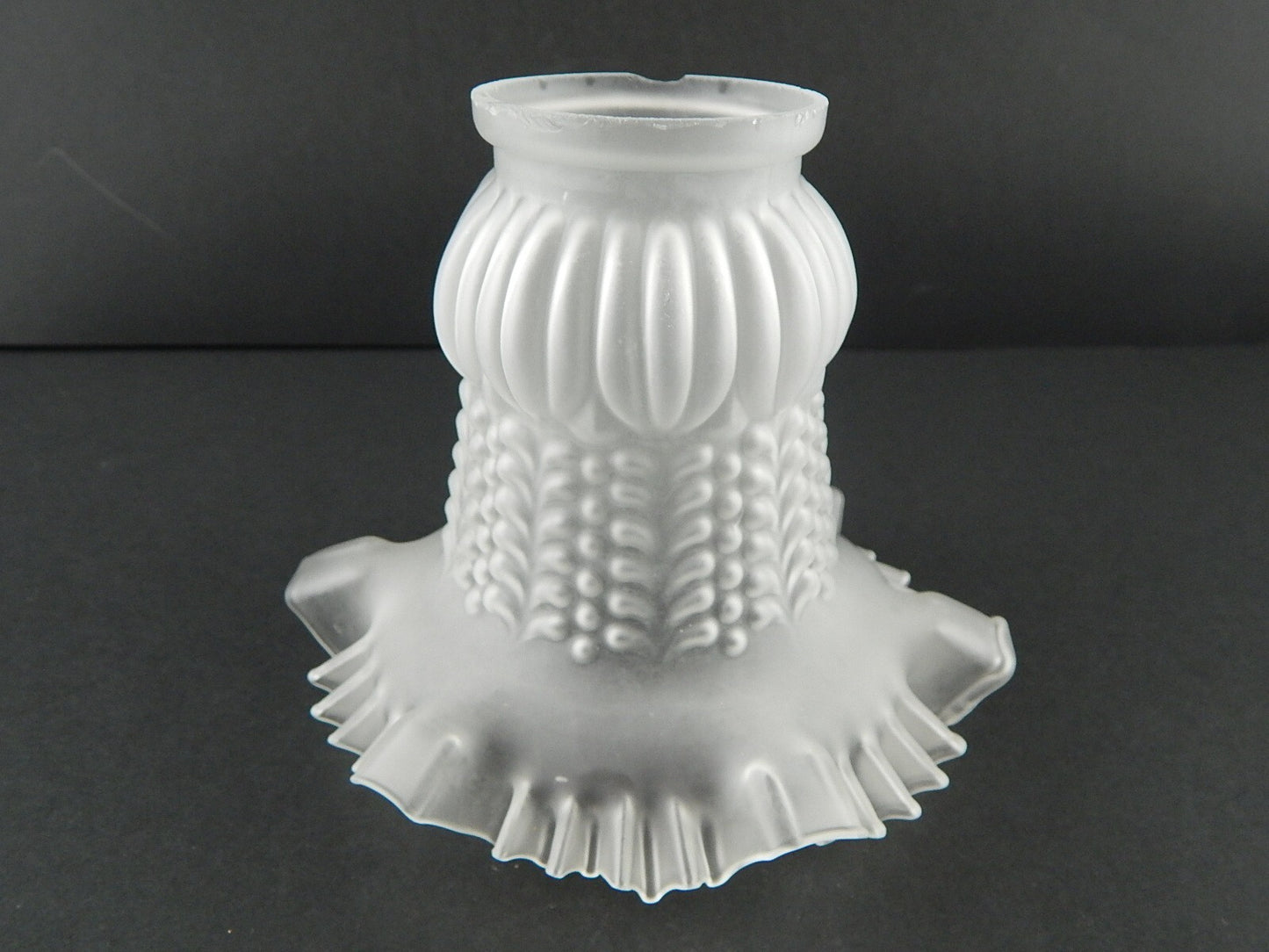 ANTICO EPOCA LIBERTY VETRO SATINATO TULIP PARALUME PER APPLIQUE O LAMPADA A476