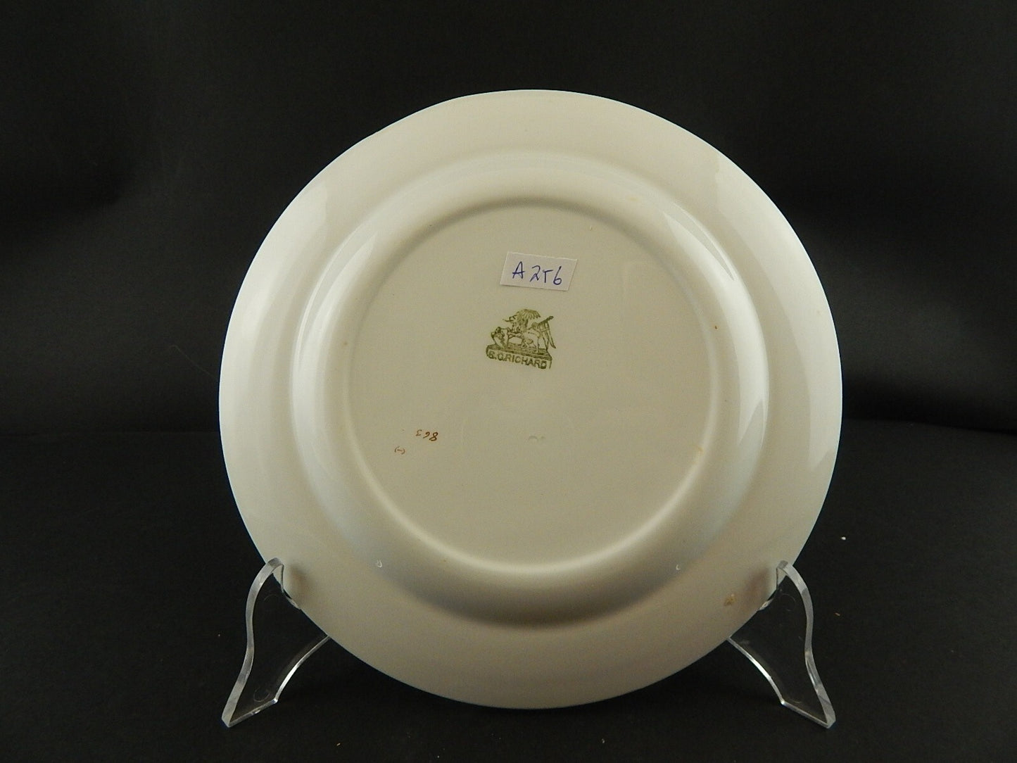 ANTICO PIATTO PIANO CERAMICA RICHARD MILANO FIORI FARFALLE UCCELLINI A756