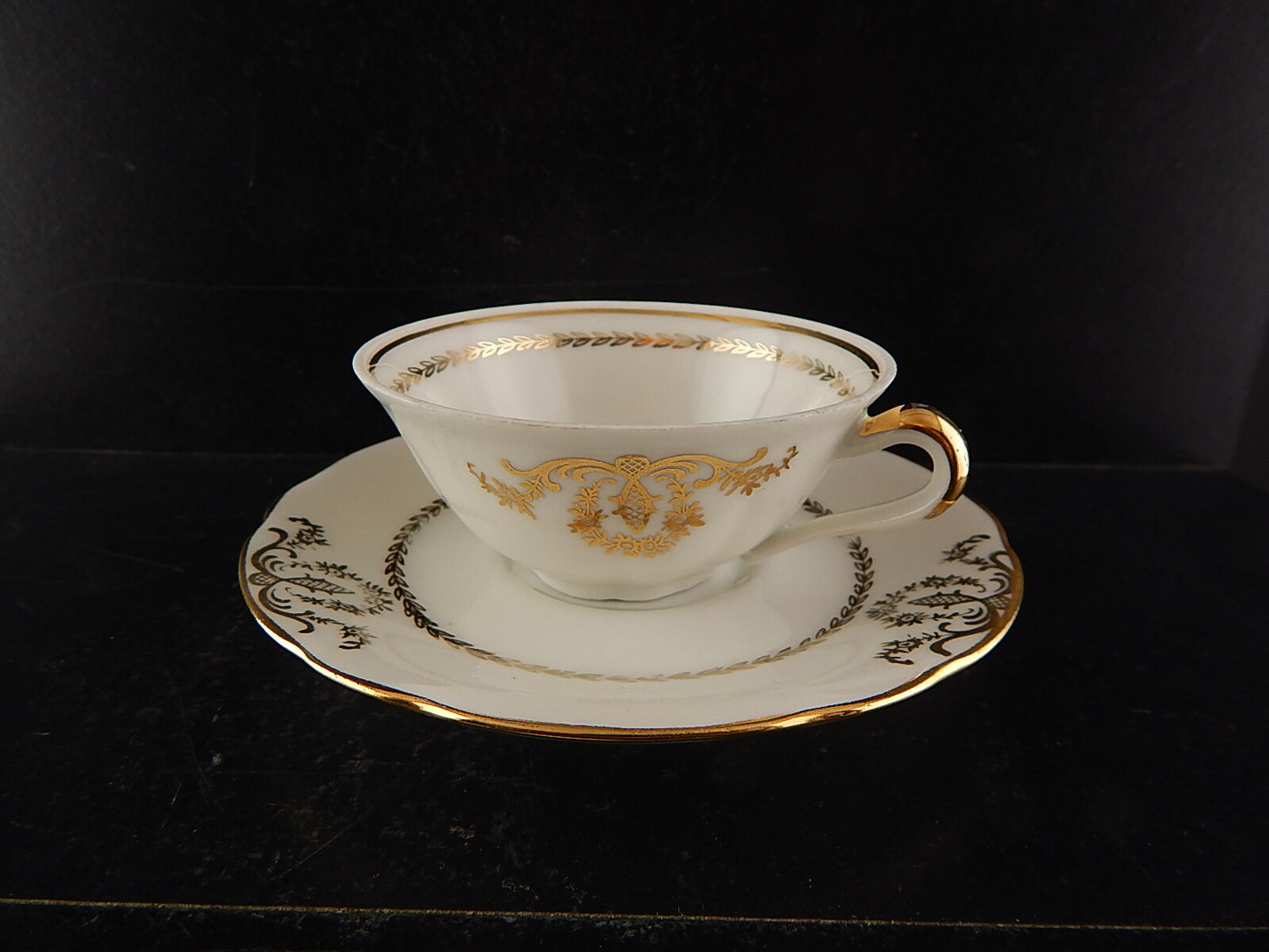 ANTICA TAZZA CAFFÈ PORCELLANA BIANCA ORO PORCELAINE COMPAGNIE LUXE NATIONALE