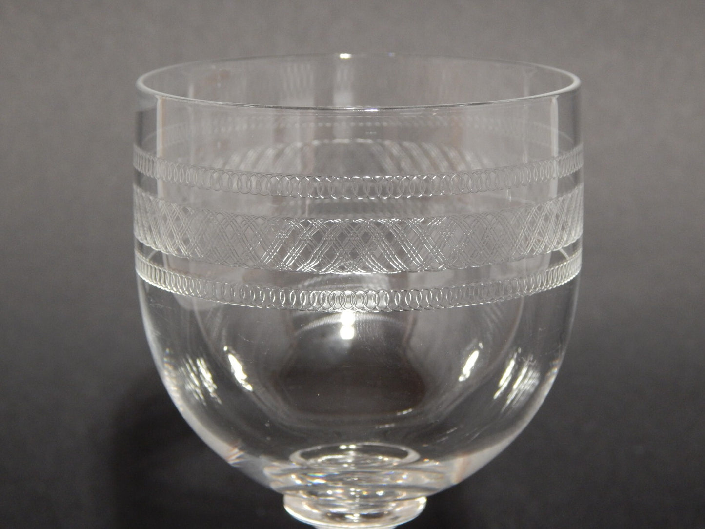 ANTICO ELEGANTE RARO ART DECO SERVIZIO 12 CALICI CRISTALLO MOLATO E INCISO