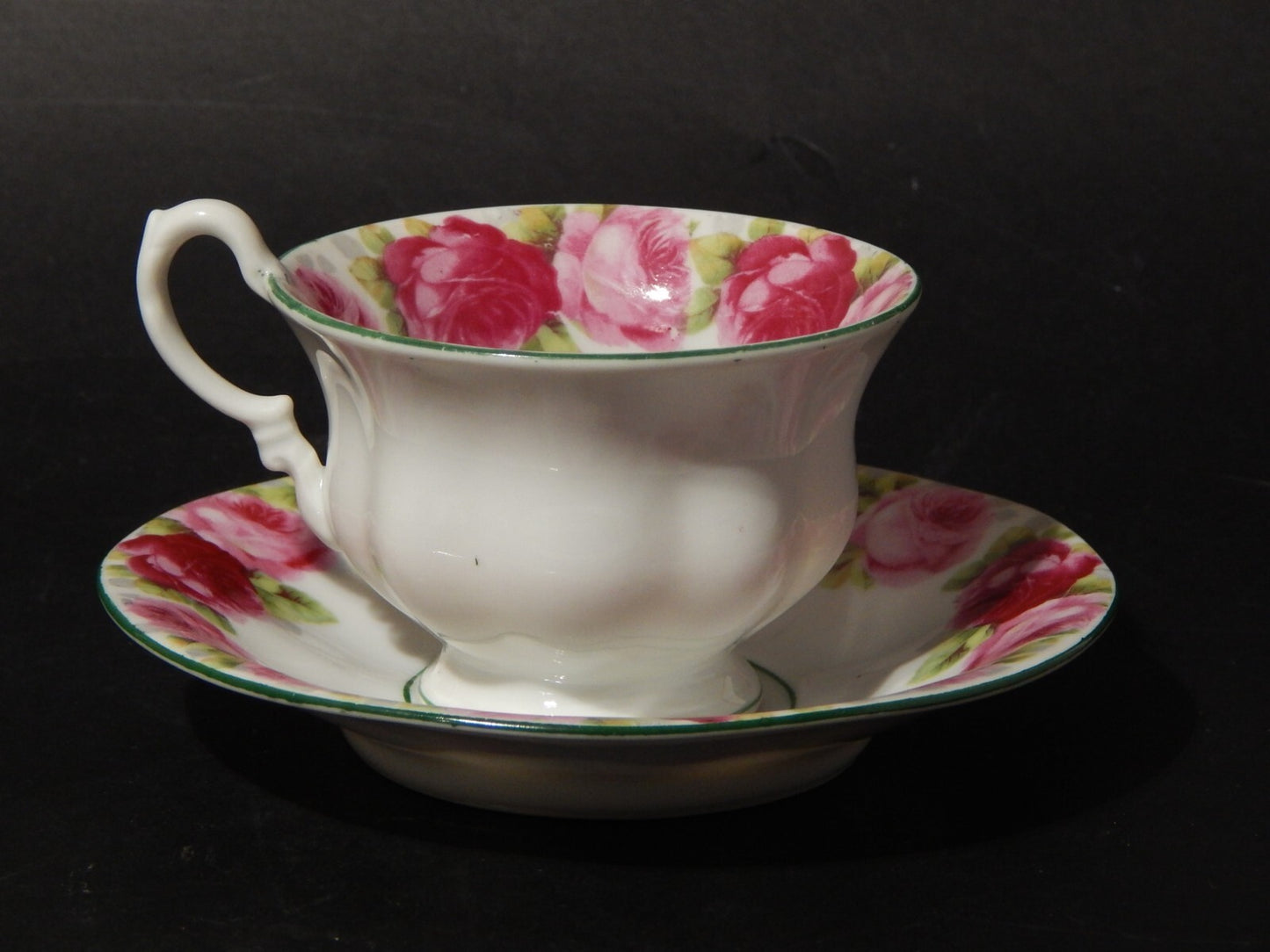 ANTICA RARA TAZZA DA TE' CON ROSE PORCELLANA CARL TIELSCH ALTWASSER SILESIA 1930