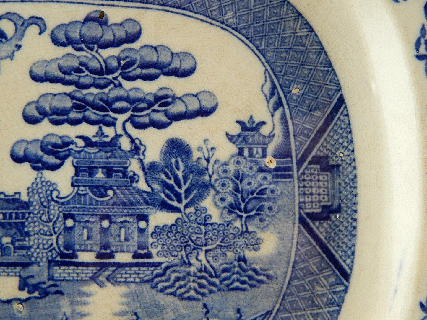 ANTICO RARO VASSOIO CERAMICA TRANSFERWARE WILLOW BIANCO BLU ENGLAND 1900