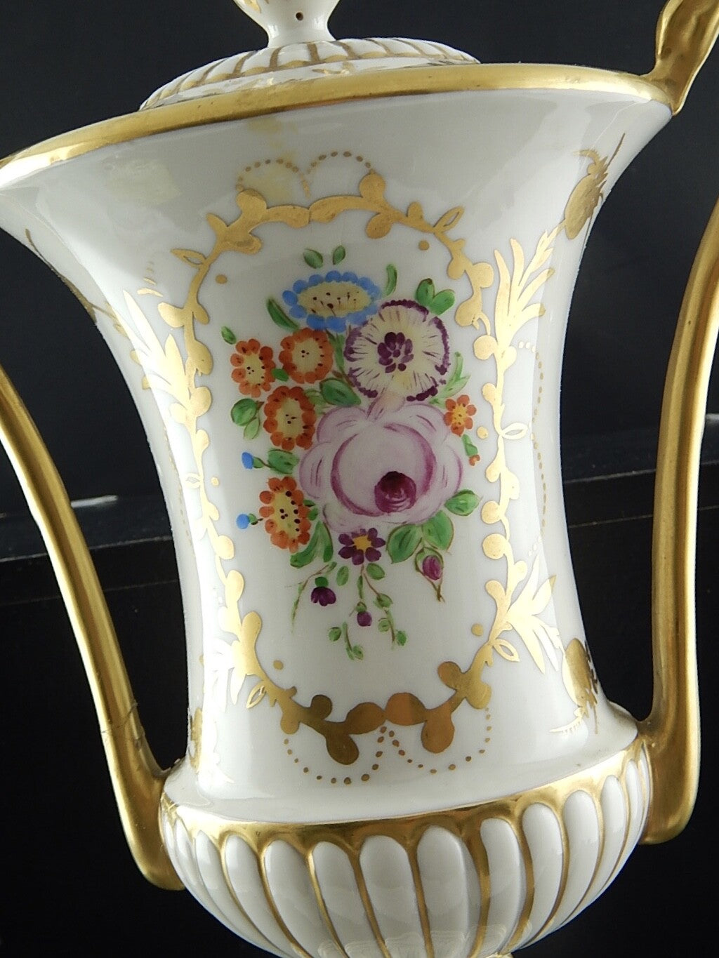 ANTICO PREZIOSO VASO URNA IMPERO PORCELLANA DIPINTO MANO MARCHIO N CORONATA BLU