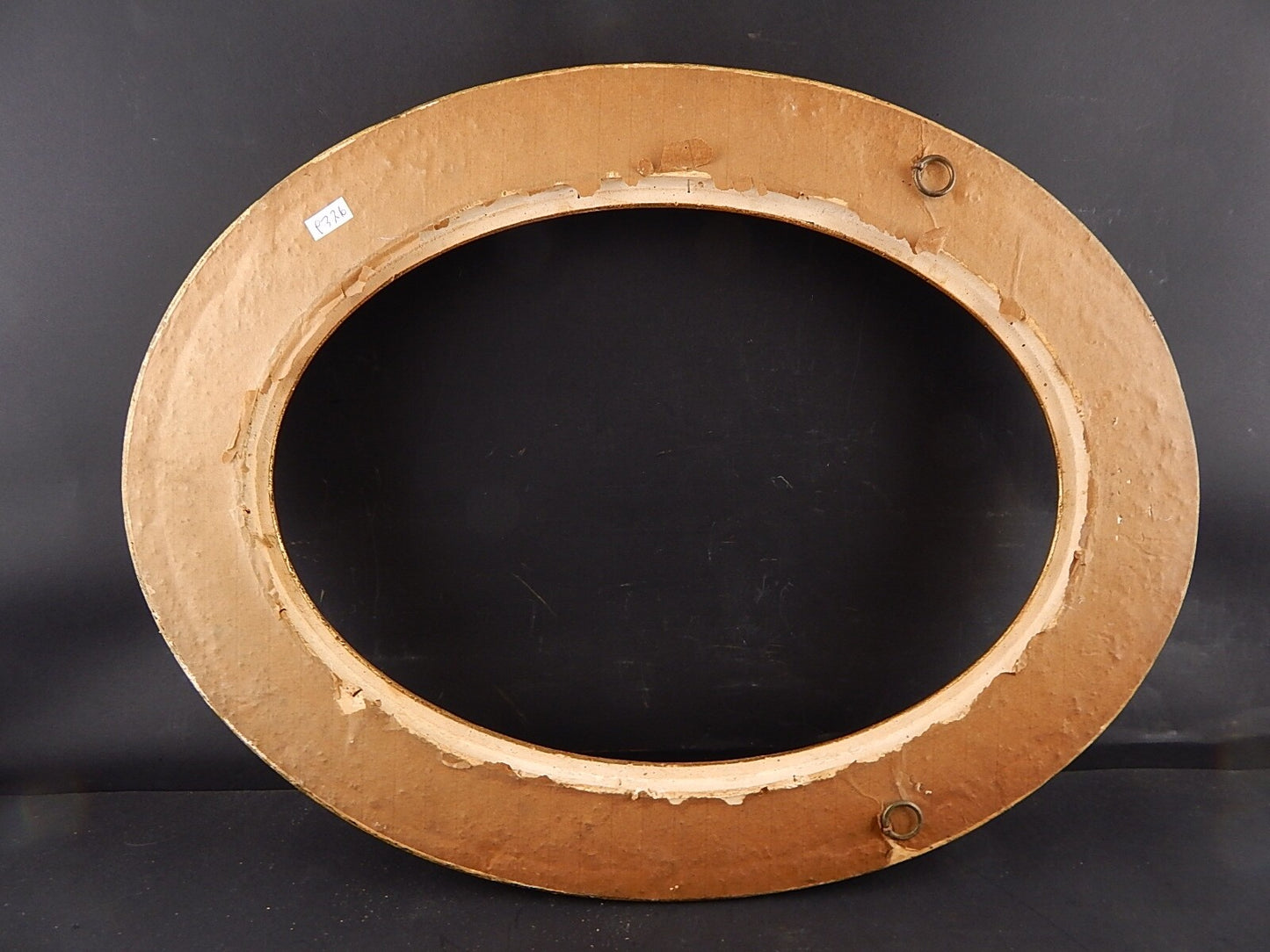 ANTICA CORNICE OVALE DORATA IN GESSO RIFINITA IN PASTIGLIA 1900 LIBERTY