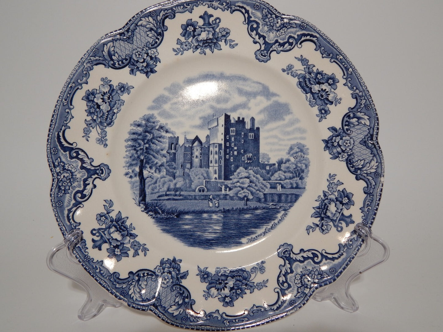 VINTAGE JOHNSON BROS OLD BRITAIN CASTLE BLU PIATTO PIANO PORCELLANA DIFETTO 1922