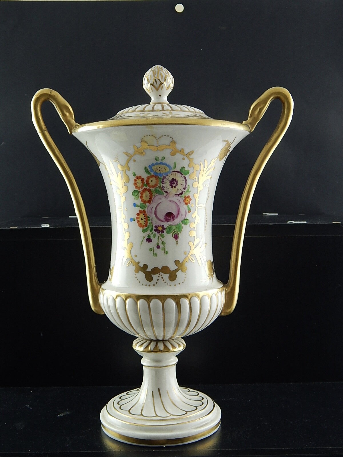 ANTICO PREZIOSO VASO URNA IMPERO PORCELLANA DIPINTO MANO MARCHIO N CORONATA BLU