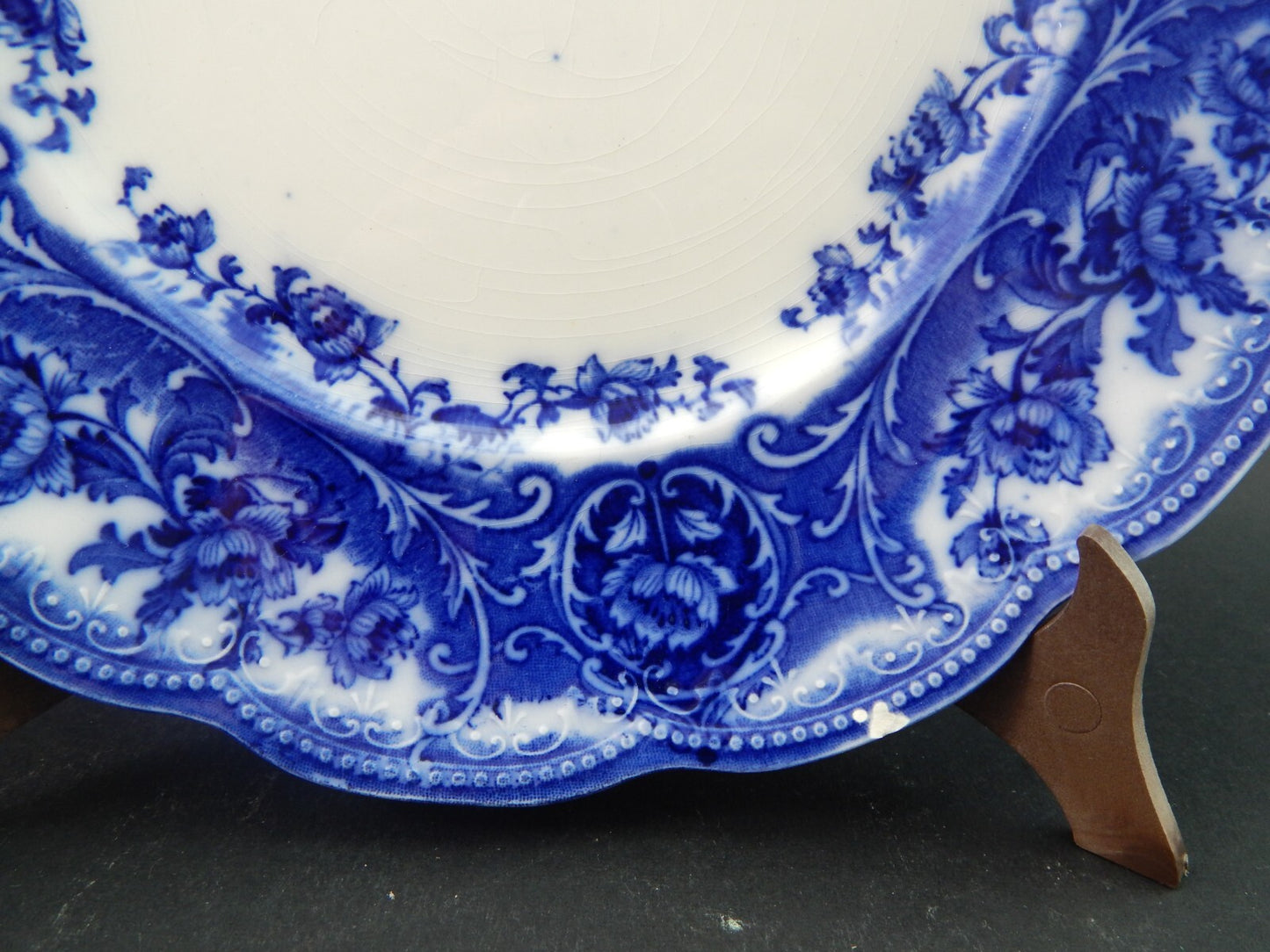 WEDGWOOD&CO ATALANTA ANTICO PIATTO CM 25 SEMI PORCELLANA DEL 1906 DIFETTO