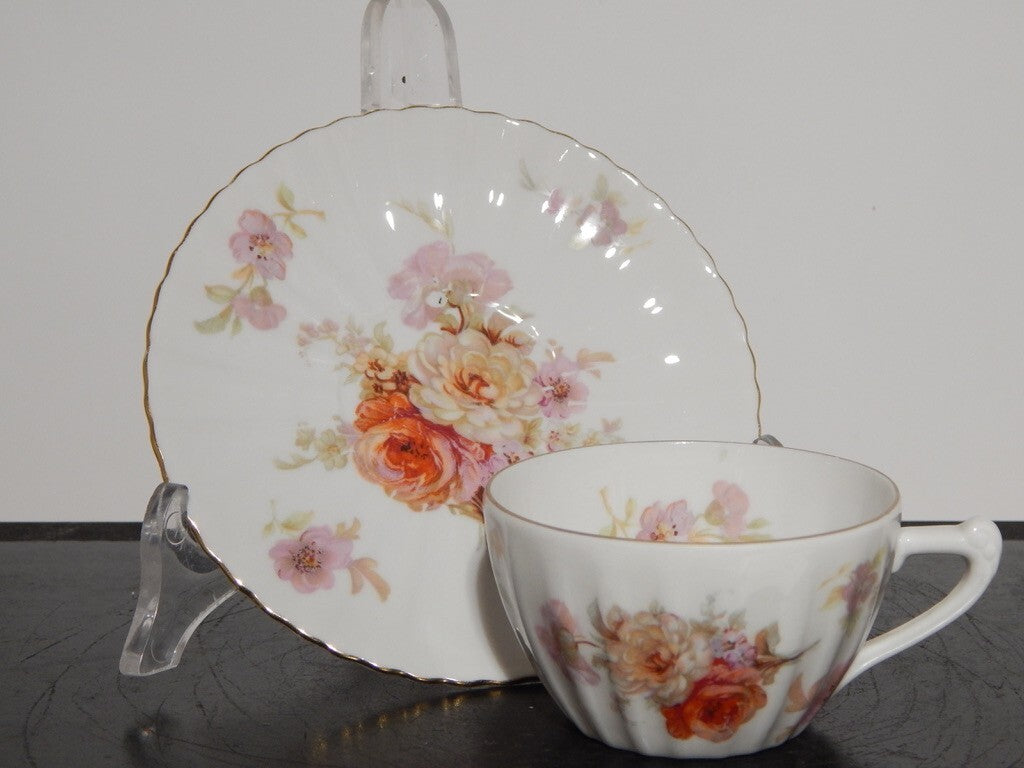 ANTICA TAZZINA CAFFÈ PORCELLANA BIANCA DECORO FLOREALE BAVARIA SELTMANN WEIDEN