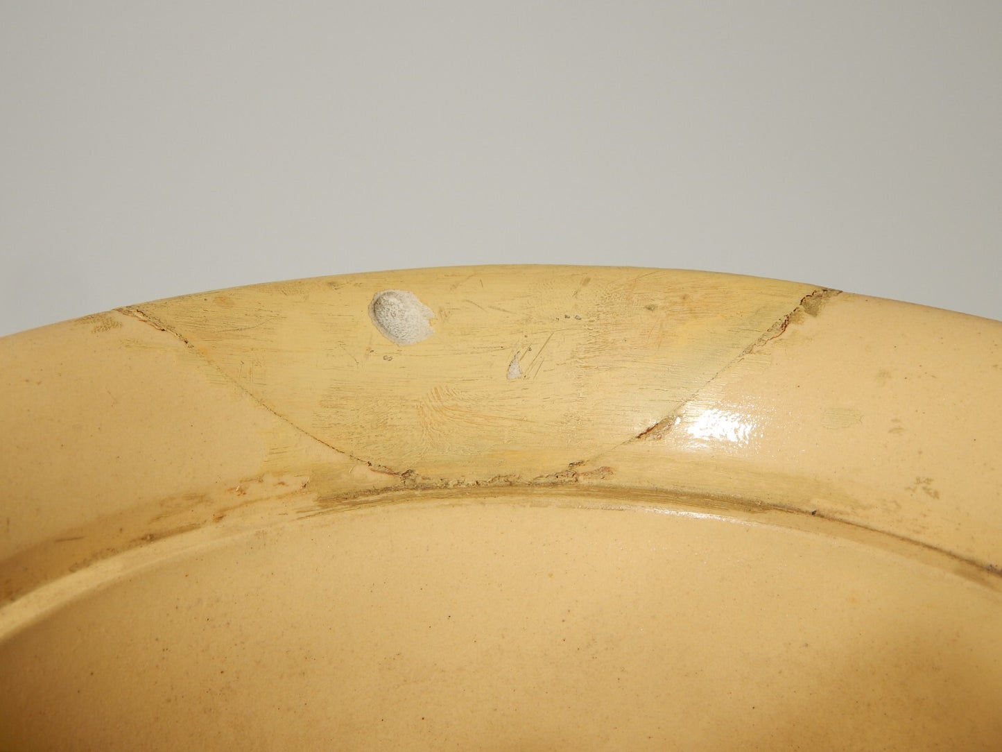 WEDGWOOD ANTICO VASO CERAMICA CREMA CON BASSORILIEVO CLASSICO IN JASPER AZZURRO