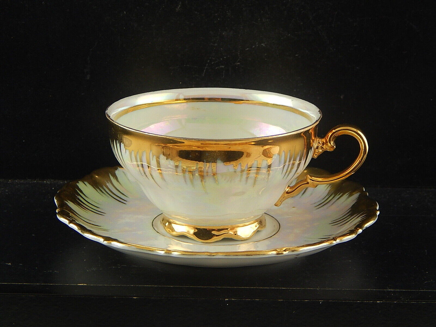 ANTICA TAZZA TE' PORCELLANA DECORO MADRE PERLA E ORO BAVARIA SELTMANN THERESIA