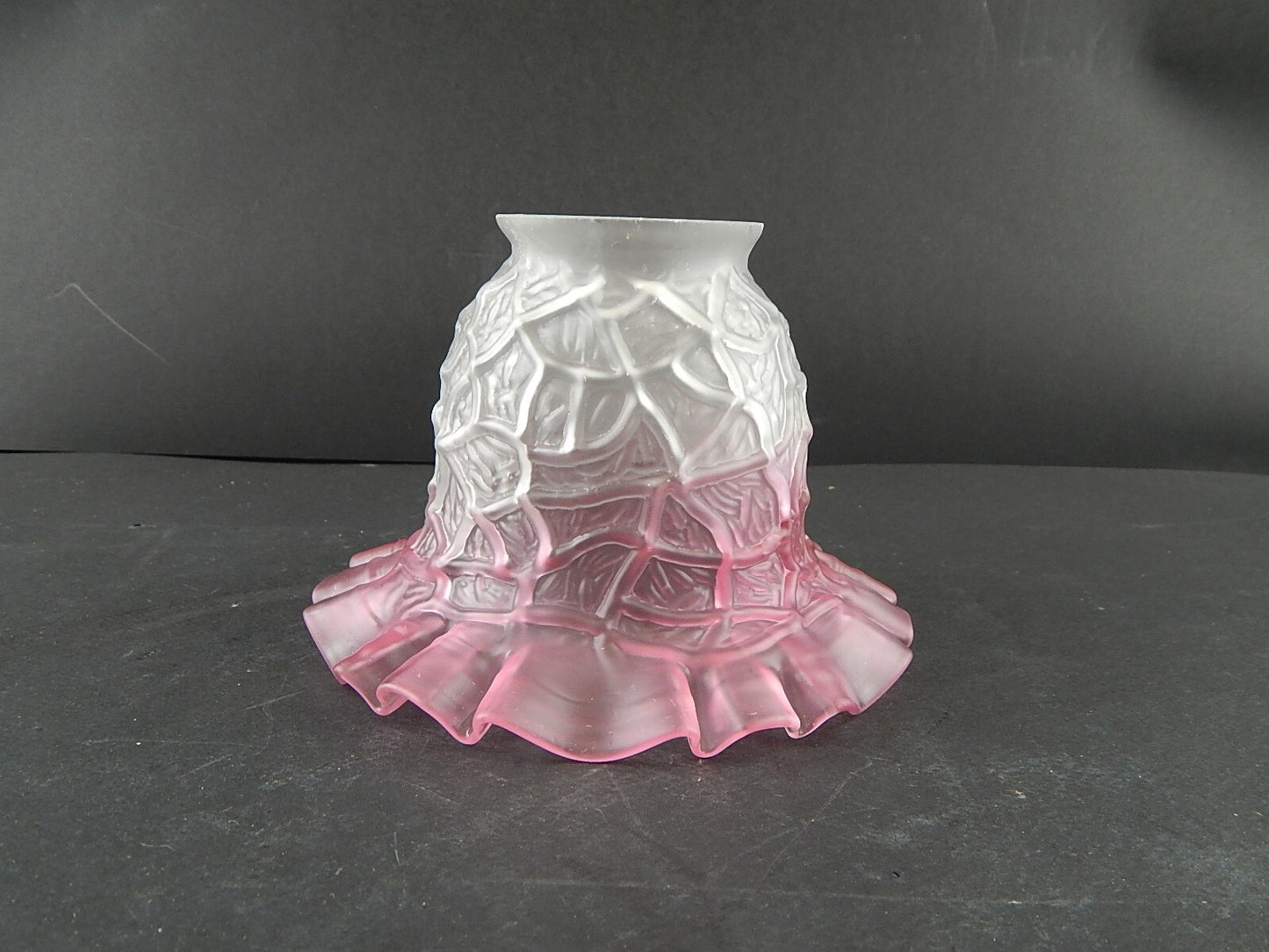 ANTICO EPOCA LIBERTY VETRO SATINATO TULIP PARALUME PER APPLIQUE O LAMPADA A427