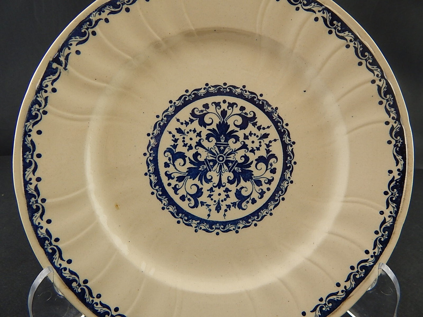 ANTICO RARO DEL 1875 PIATTO CM 22,5 CERAMICA GIEN DECORO BLU ALLA ROUEN