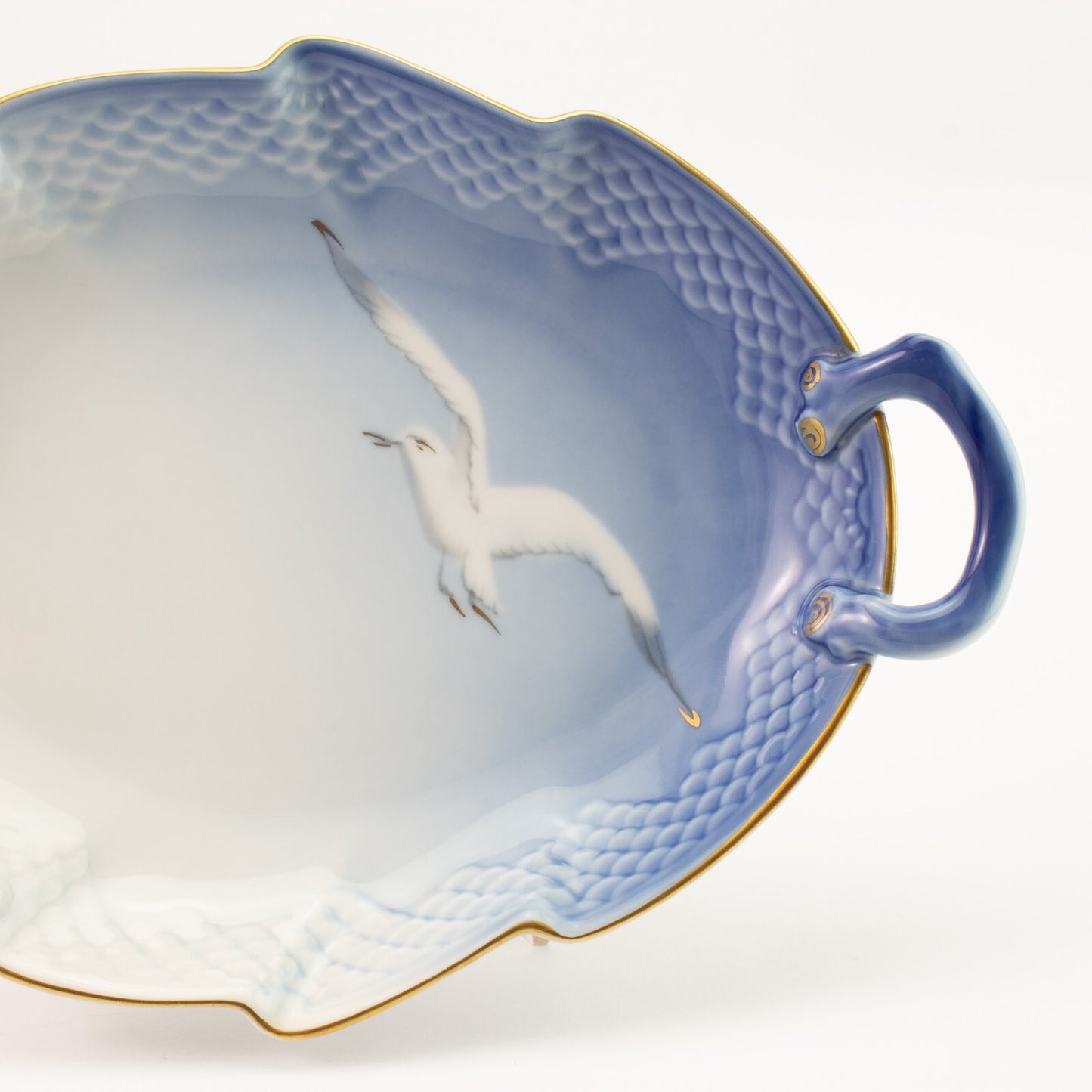 PIATTO PORTATA A FOGLIA PORCELLANA E ORO ZECCHINO GABBIANI BING&GRONDAHL 357