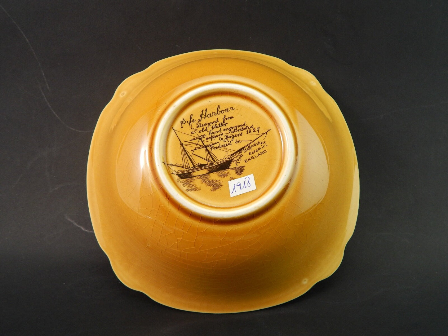 VINTAGE CIOTOLA INSALATIERA ROYAL STAFFORDSHIRE CERAMICS ENGLAND SAFE HARBOUR