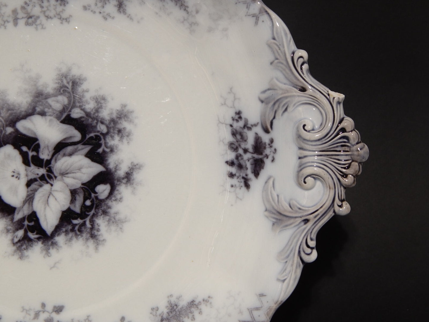 ANTICO RARO VASSOIO CERAMICA DISEGNO JARDINIERE VILLEROY & BOCH FINE '800