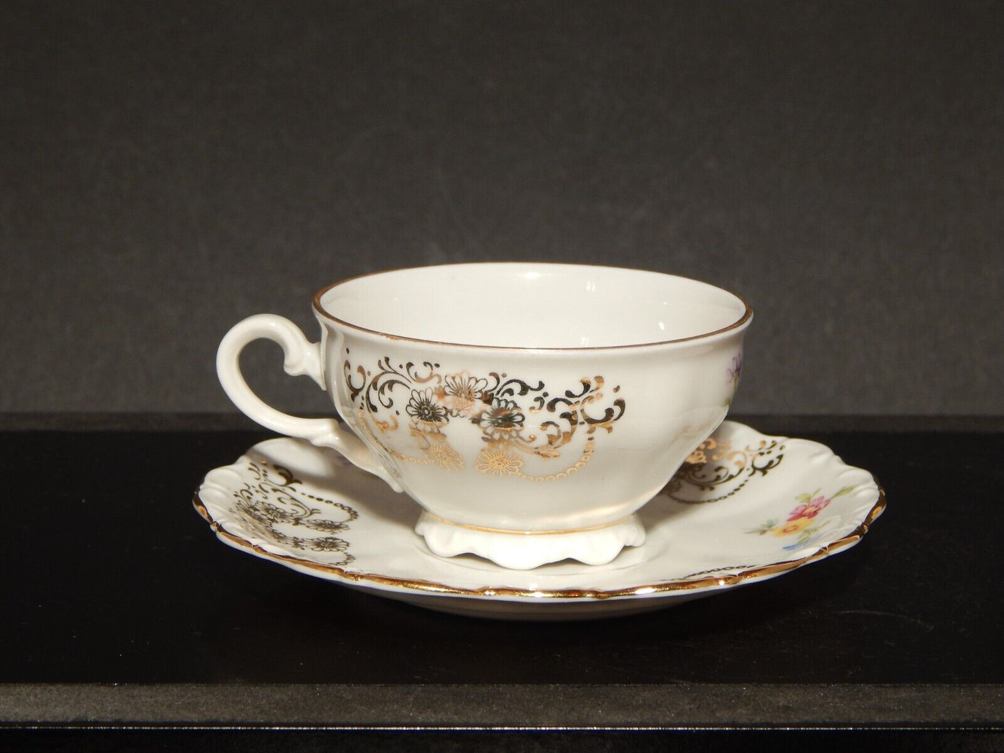 ANTICA TAZZINA CAFFE' PORCELLANA ARABESCHI ORO BAVARIA SELTMANN THERESIA