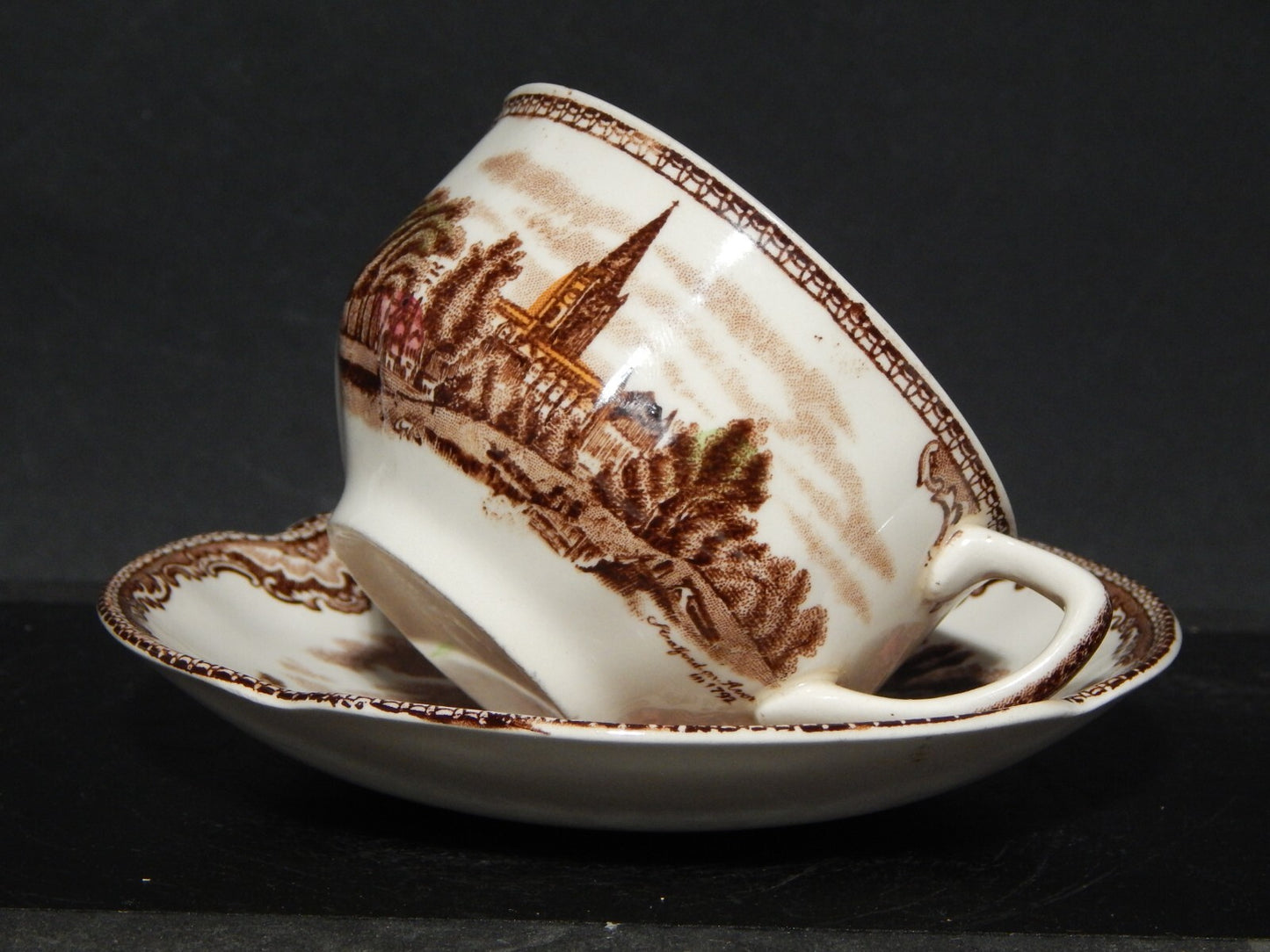 ANTICA TAZZA DA TE' PORCELLANA JOHNSON BROS OLD BRITAIN CASTLE MULTICOLOR