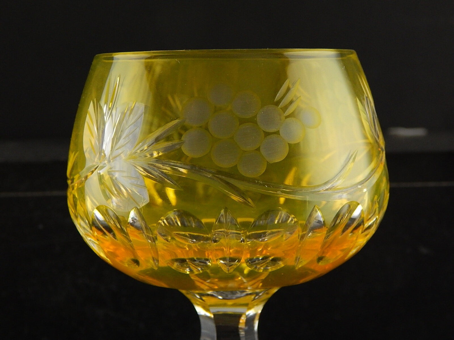 PREZIOSO VINTAGE BICCHIERE CALICE CRISTALLO BOEMIA MOLATO GIALLO ORO