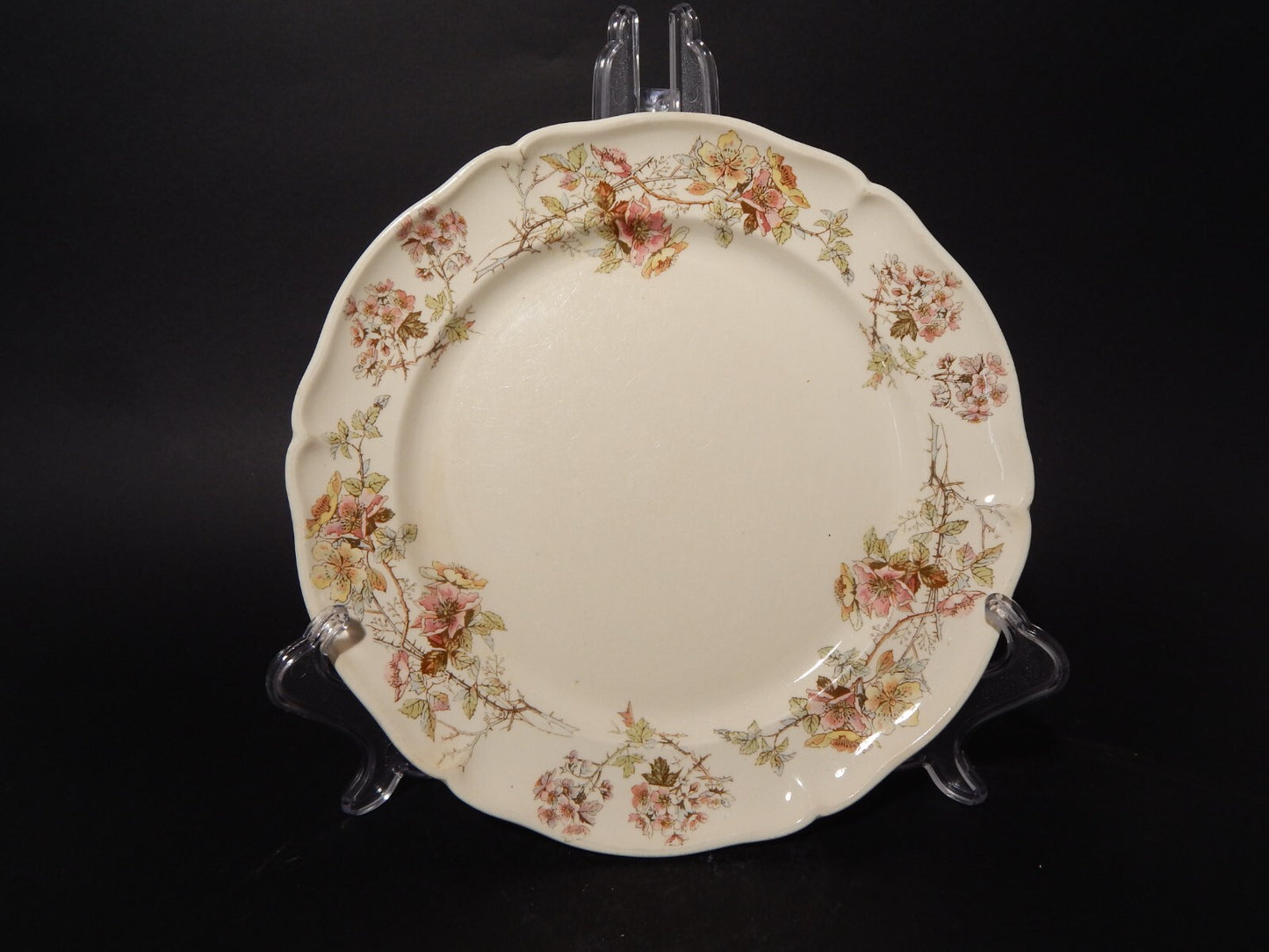 ANTICO RARO PIATTO CERAMICA VILLEROY&BOCH METTLACH DI FINE 1800 CM 23