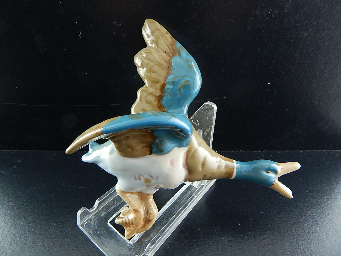 PORCELLANA ROYAL DUX ANTICA ANNI ‘30 STATUINA ANATRA DIPINTA A MANO DA APPENDERE