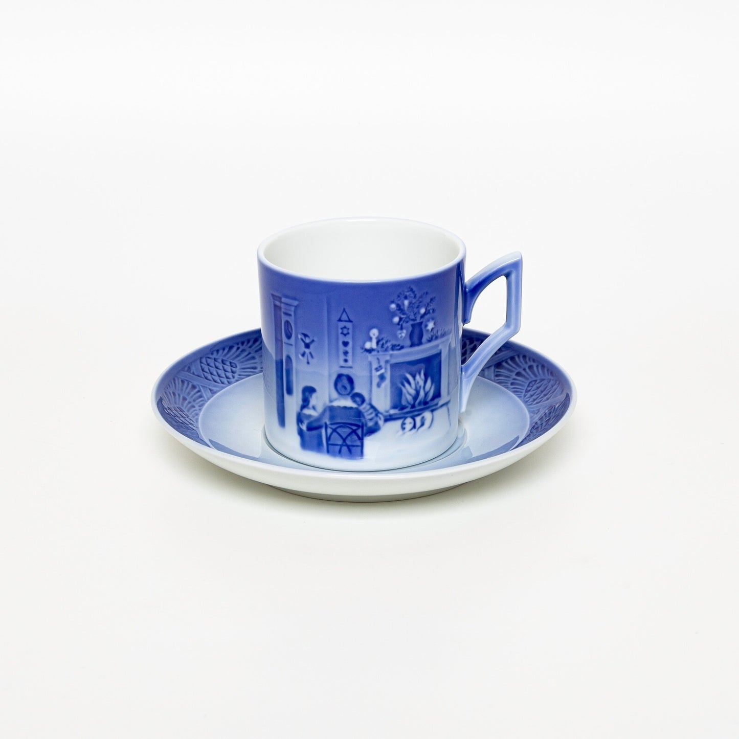 ROYAL COPENHAGEN PORCELLANA TAZZA DI NATALE 2015 ORIGINALE CON PIATTINO CM 7