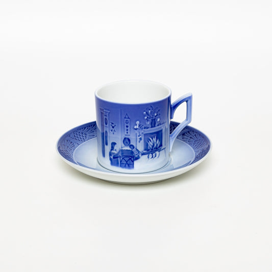 ROYAL COPENHAGEN PORCELLANA TAZZA DI NATALE 2015 ORIGINALE CON PIATTINO CM 7