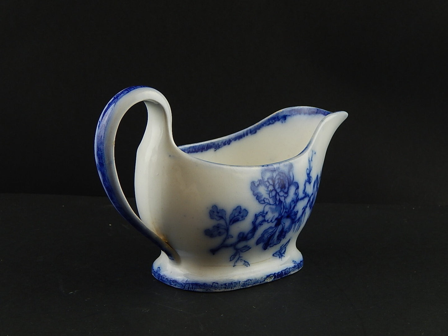 ANTICA SALSIERA PORCELLANA WEDGWOOD PEARL DIPINTA MANO PRIMA META' 800 FARFALLA