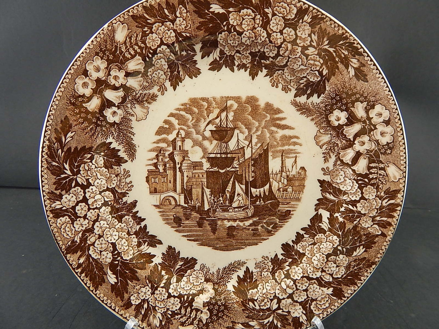 ANTICO PIATTO SEMI PORCELLANA RICHARD MILANO DECORO FERRARA META' 800 #9993