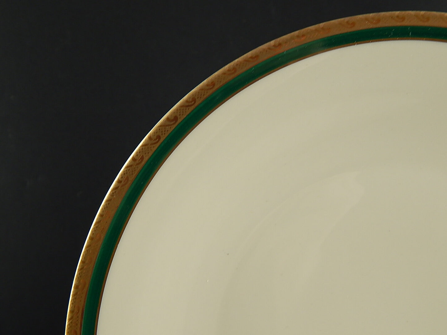 RETRO ELEGANTE SET 6 PIATTI PIANI IMPERO PORCELLANA BAVARIA AVORIO SMERALDO ORO