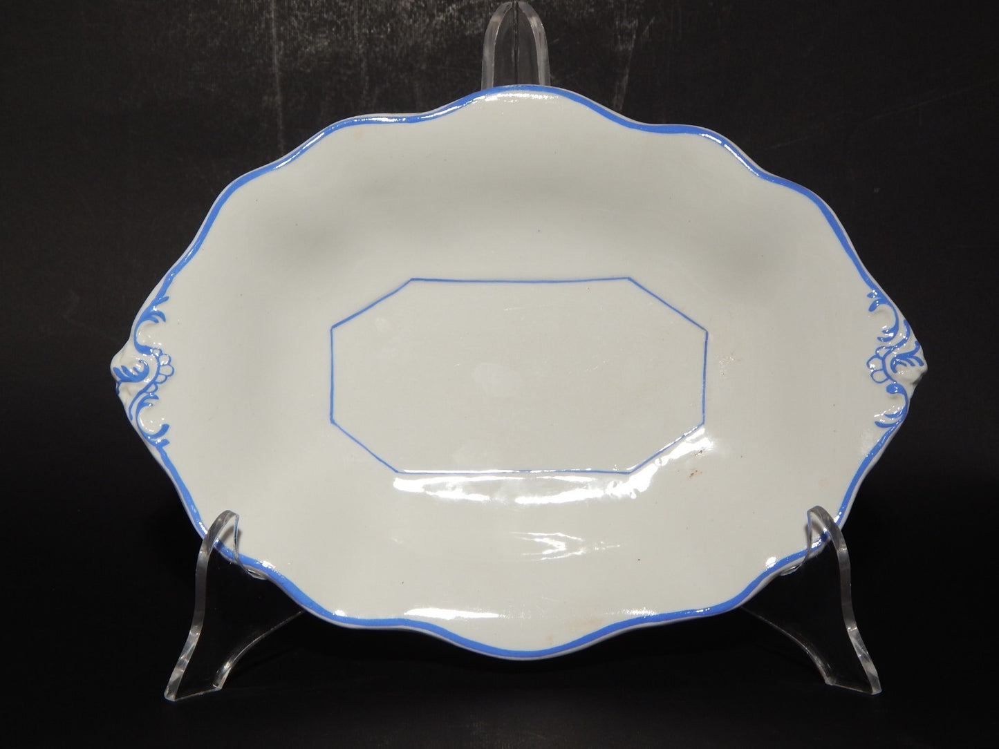 ANTICO RARO VASSOIO CERAMICA BIANCA PROFILO BLU RICHARD MILANO FINE 800 (X147)