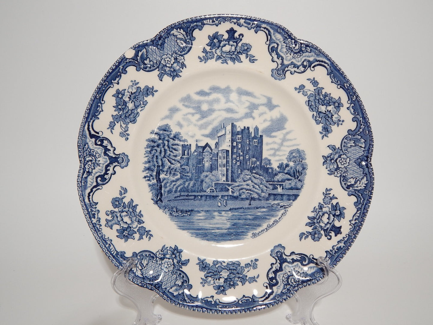 VINTAGE JOHNSON BROS OLD BRITAIN CASTLE BLU PIATTO PIANO PORCELLANA DIFETTO 1906