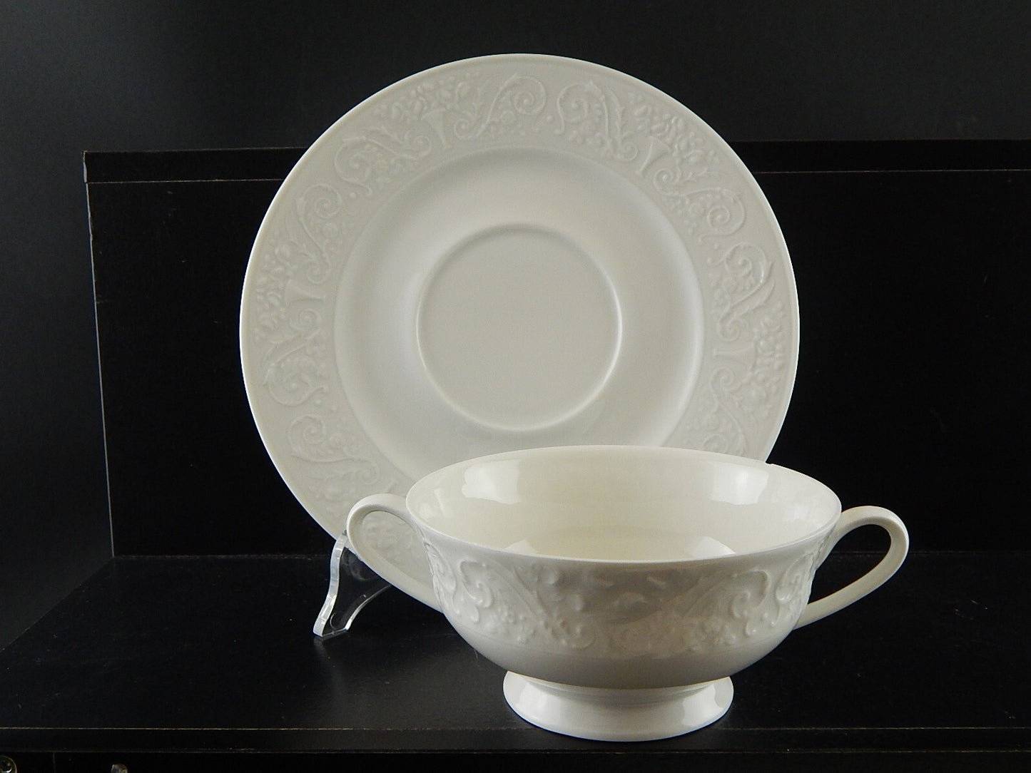TAZZA BRODO LIMOGES RAYNAUD WASHINGTON PORCELLANA BIANCA DECORO ARABESCHI DEFECT