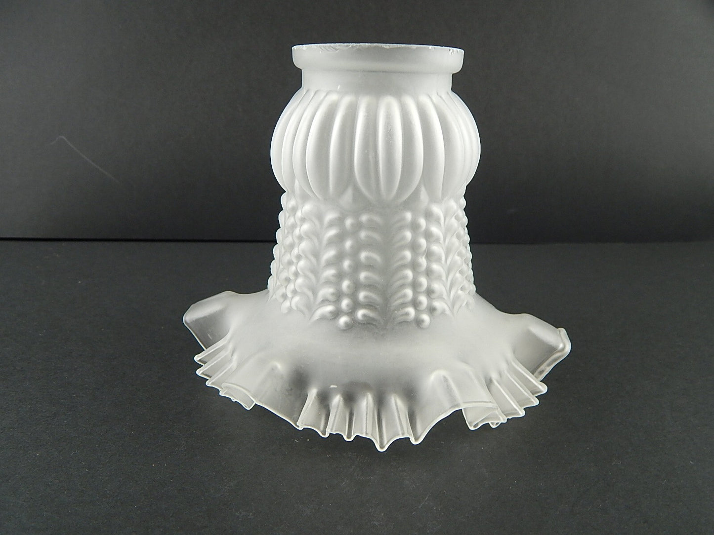 ANTICO EPOCA LIBERTY VETRO SATINATO TULIP PARALUME PER APPLIQUE O LAMPADA A476