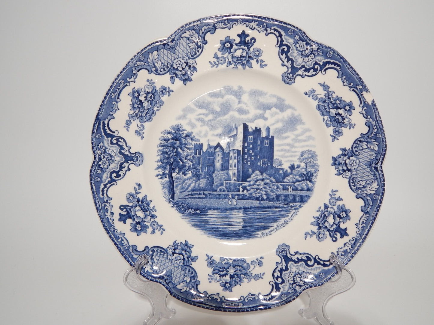 VINTAGE JOHNSON BROS OLD BRITAIN CASTLE BLU PIATTO PIANO PORCELLANA DIFETTO 1909