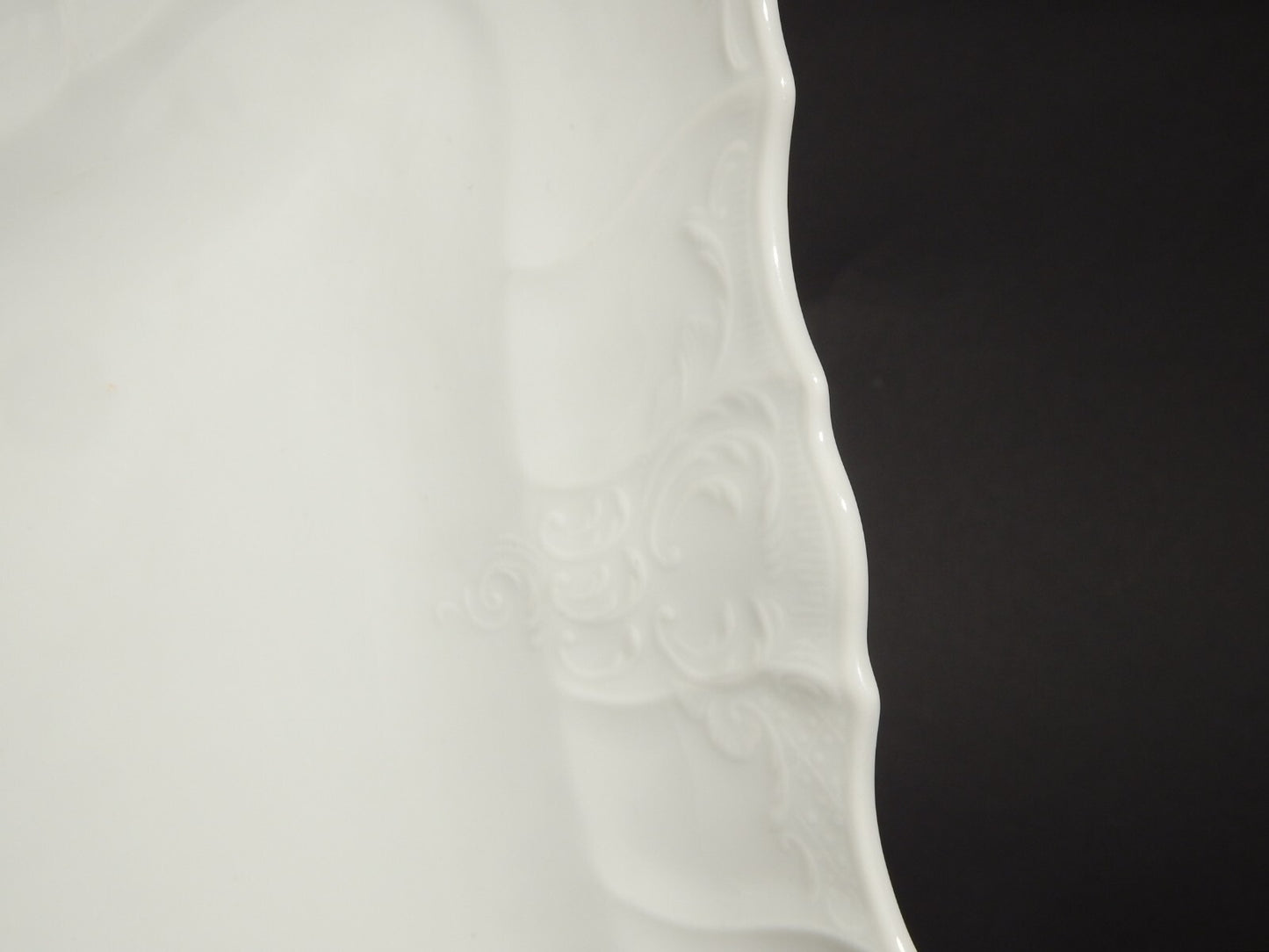 ANTICA ELEGANTE CIOTOLA VASSOIO PORCELLANA BIANCA BOEMA MODELLO BERNADOTTE