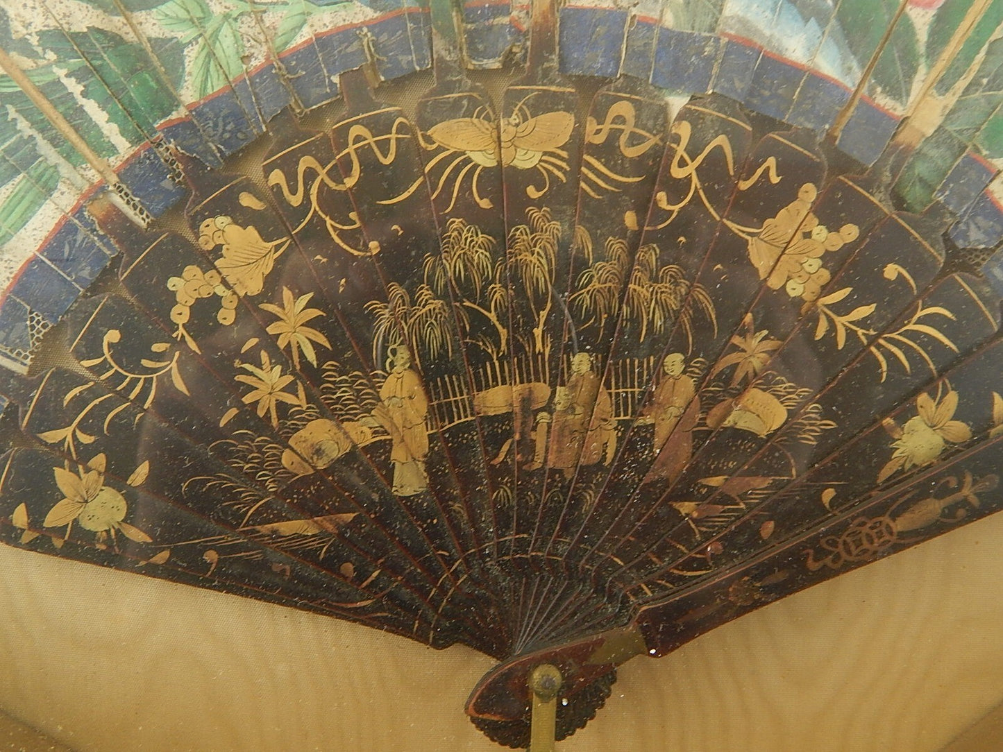 ANTICO PRIMO 800 VENTAGLIO ORIENTALE IN CARTA E STECCHE LEGNO DIPINTE IN ORO