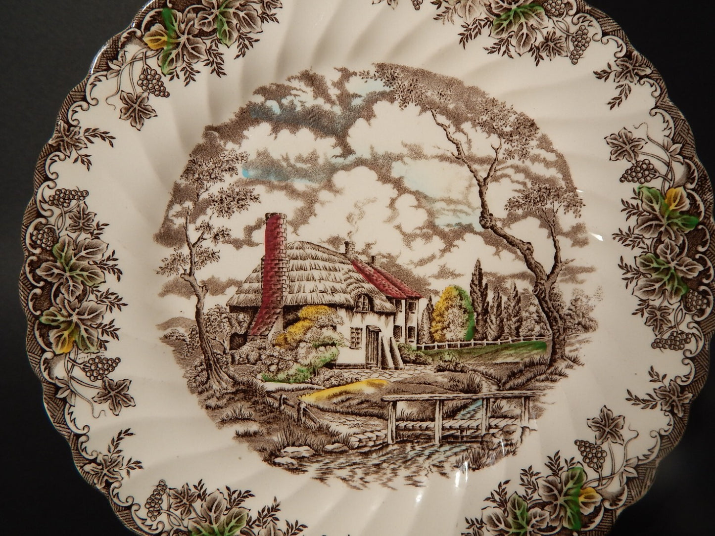 PIATTO PORCELLANA VINTAGE THE BROOK MYOTT STAFFORDSHIRE ENGLAND TENNYSON