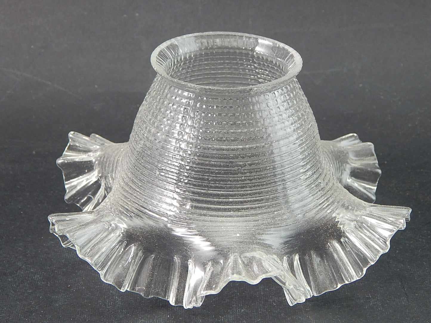 ANTICO EPOCA LIBERTY VETRO SOFFIATO TULIP PARALUME PER APPLIQUE O LAMPADA #2099