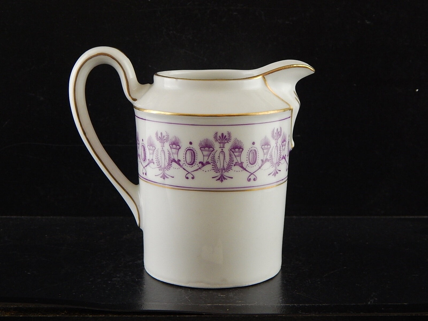 ANTICA PREZIOSA LATTIERA STILE IMPERO IN PORCELLANA BIANCA DECORATA VIOLA E ORO