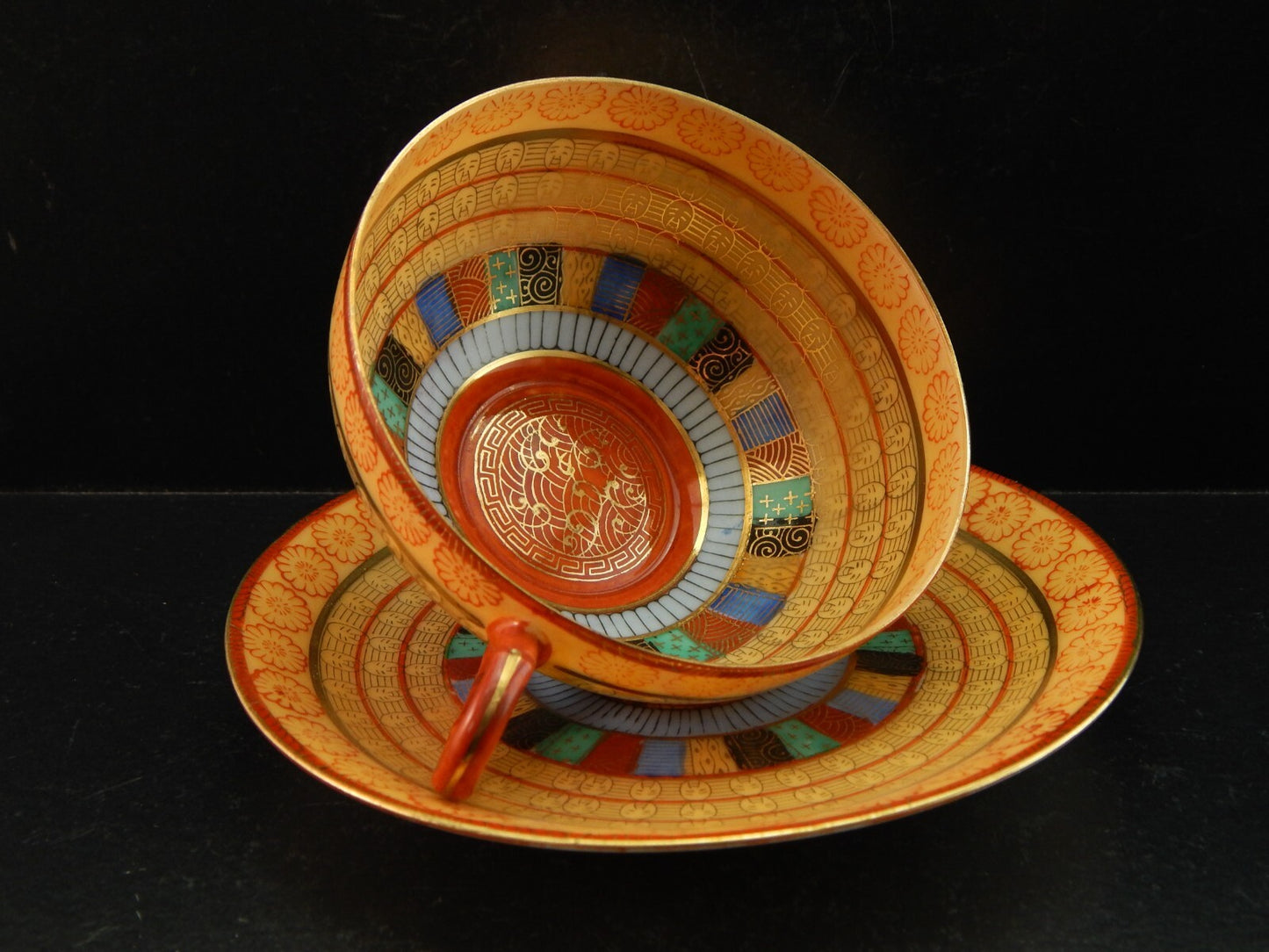 VINTAGE TAZZINA TE' PORCELLANA GIAPPONE KUTANI THOUSAND FACES DIPINTA A MANO