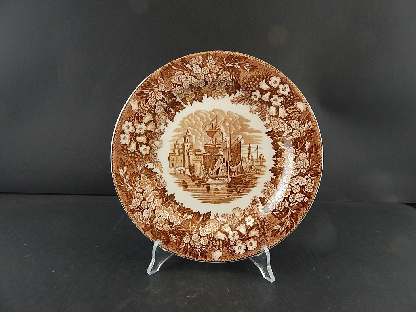 ANTICO PIATTO SEMI PORCELLANA RICHARD MILANO DECORO FERRARA META' 800 #9990