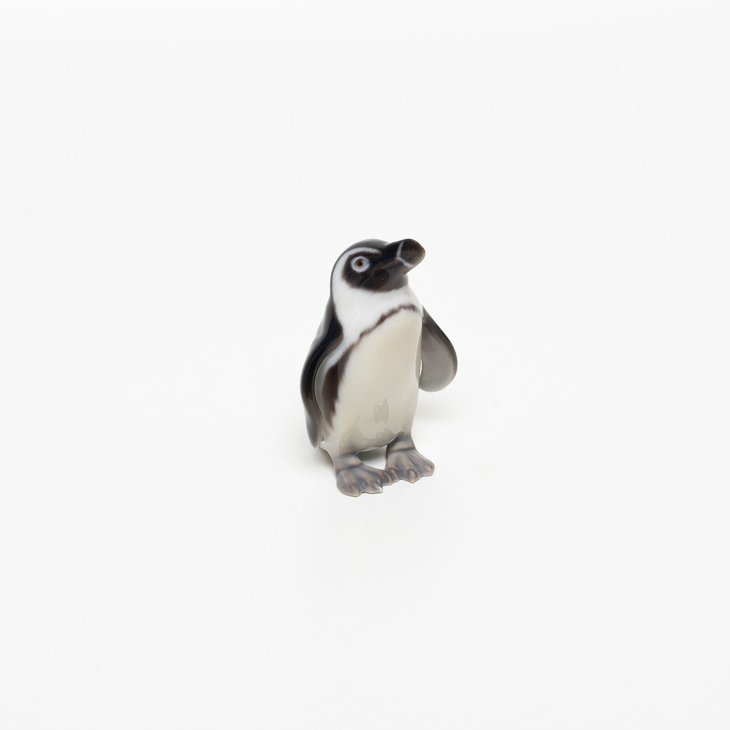 STATUINA PORCELLANA ROYAL COPENHAGEN BING&GRONDAHL "Piccolo Pinguino" DIFETTO