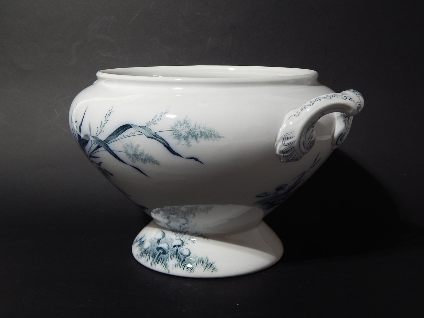 ANTICA ZUPPIERA CENTROTAVOLA PORCELLANA VILLEROY&BOCH ALASKA WALLERFANGEN