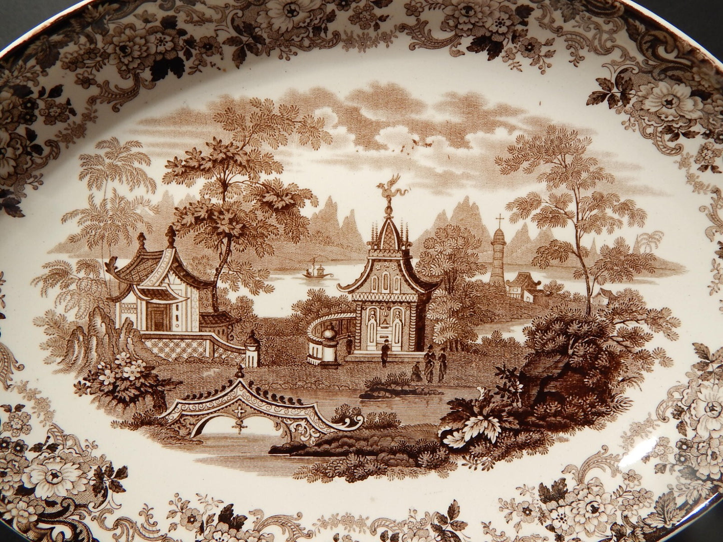 ANTICO VASSOIO OVALE VITTORIANO '800 PORCELLANA WEDGWOOD RARO DISEGNO ORIENTALE