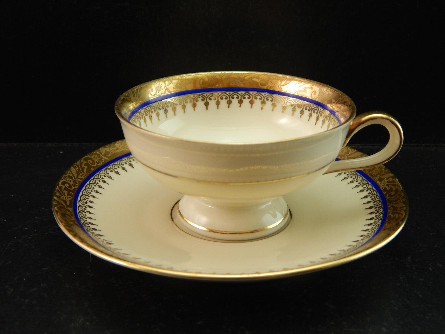 ANTICO SERVIZIO CAFFE' PORCELLANA VOHENSTRAUSS BAVARIA MODELLO IMPERO