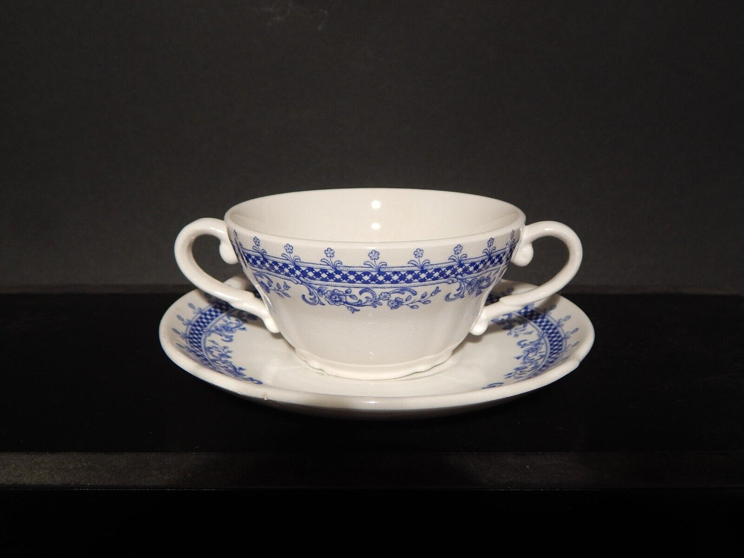 VINTAGE TAZZA BRODO CONSOMME' CERAMICA S.C.I. LAVENO DIAMONDSTONE BIANCO BLU #