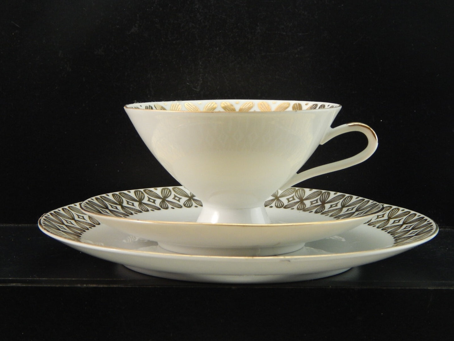 VINTAGE TRIO DA TE' PORCELLANA TAZZA E 2 PIATTINI WINTERLING BAVARIA ROSA TEA