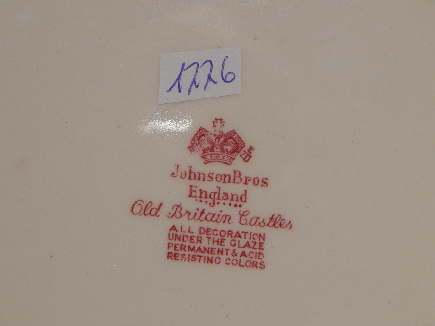 VINTAGE JOHNSON BROS OLD BRITAIN CASTLE PIATTO PIANO PORCELLANA ROSSO cm 25,5